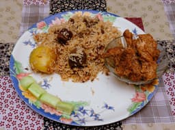 A plate of biryani